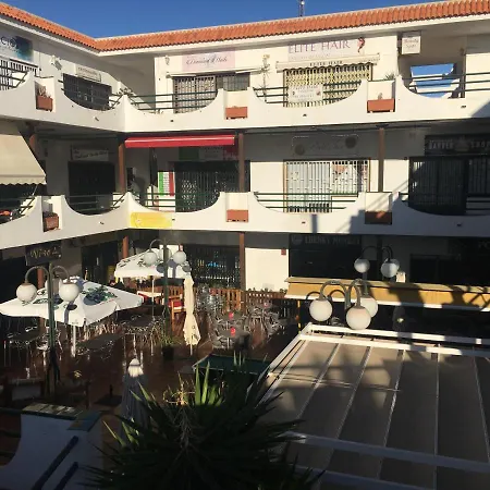 Silvia Apartman Costa Del Silencio